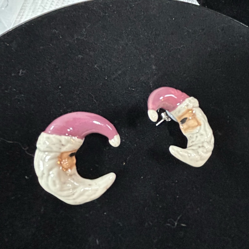 Crescent moon shape Santa Claus 🎅🏼 post earrings
